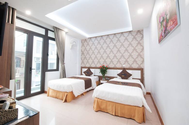 Hotel Khach San Sao