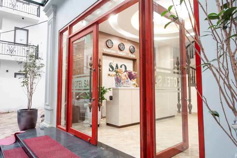 Hotel Khach San Sao