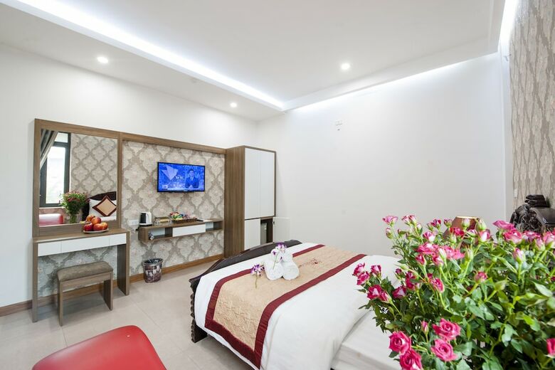 Hotel Khach San Sao