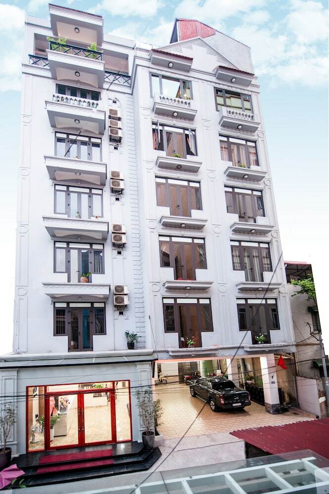 Hotel Khach San Sao