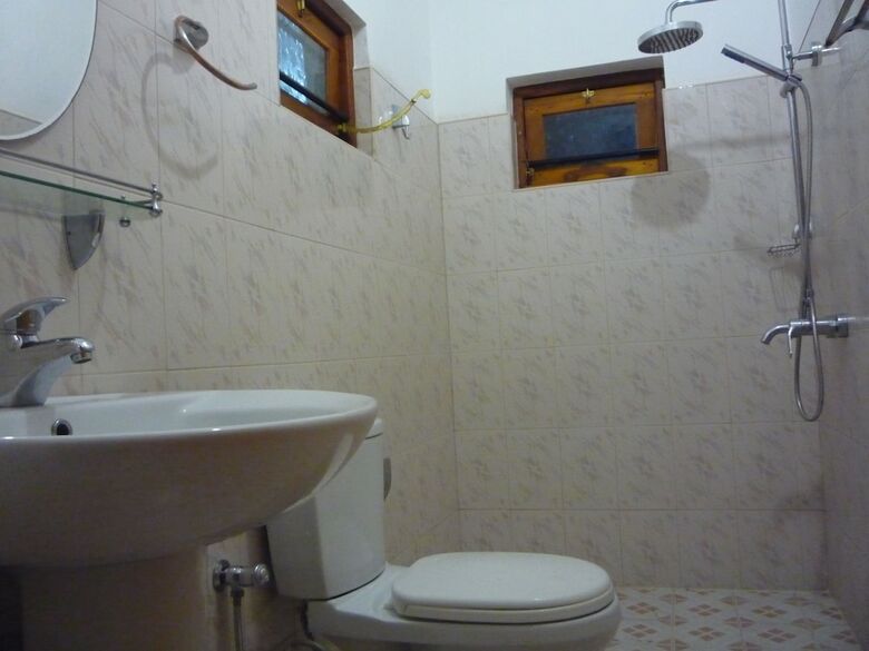 Hostal Nest Residence