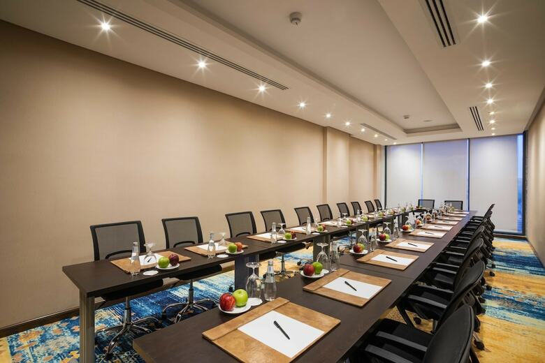 Hotel Naviti Warwick Dammam