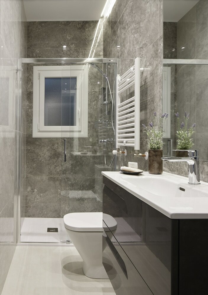 Apartamentos Gran V�a By Feelfree Rentals