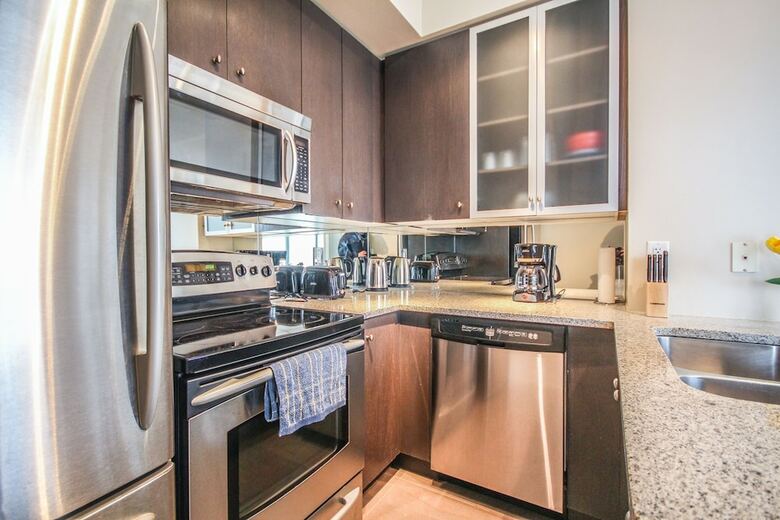 Hotel Sarkar Suites - Yorkville