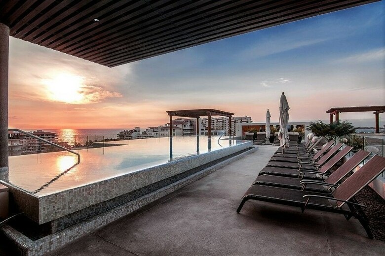 Condo V399-106 By Mdr