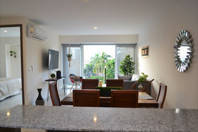Condo Niza 266 By Mdr