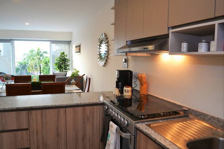 Condo Niza 266 By Mdr