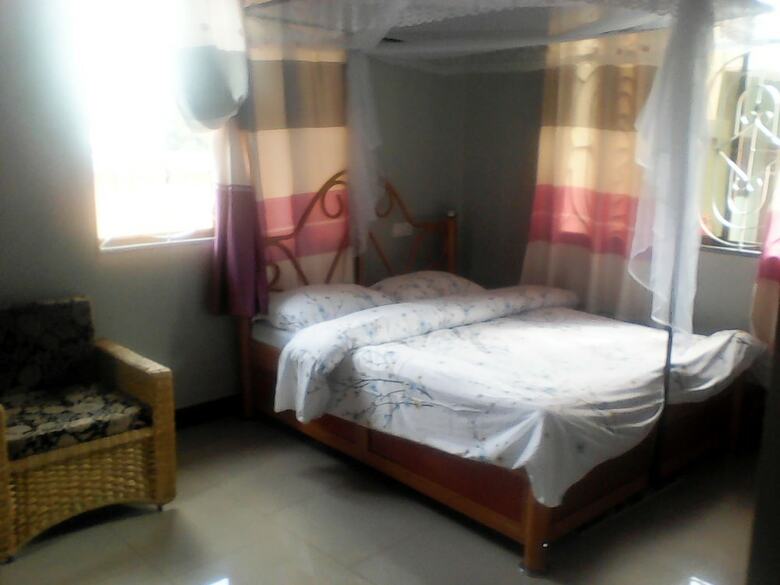 Posada Tanzania Eco Home