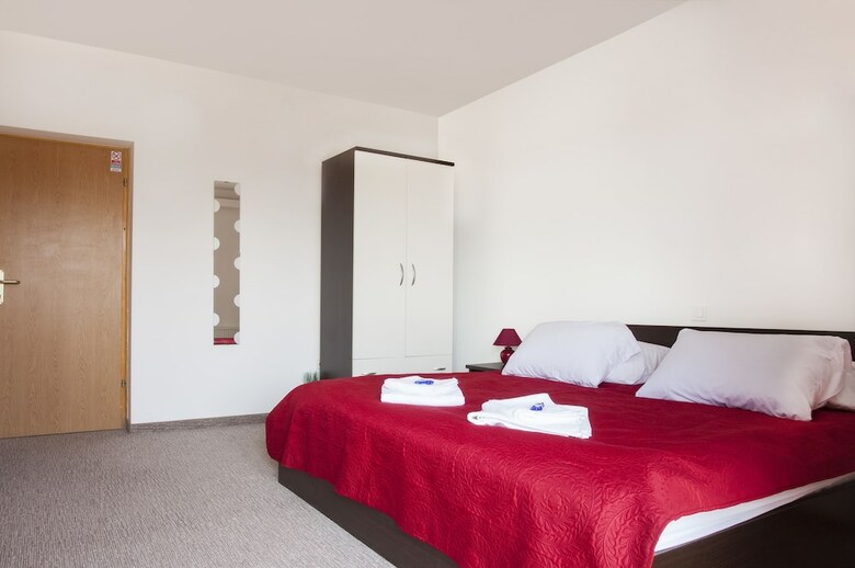Hotel London Rooms Zagreb Airport