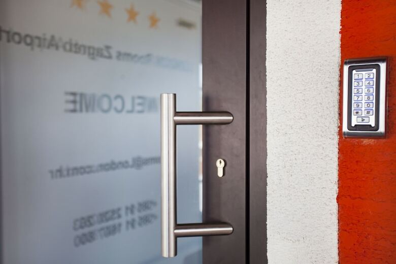 Hotel London Rooms Zagreb Airport