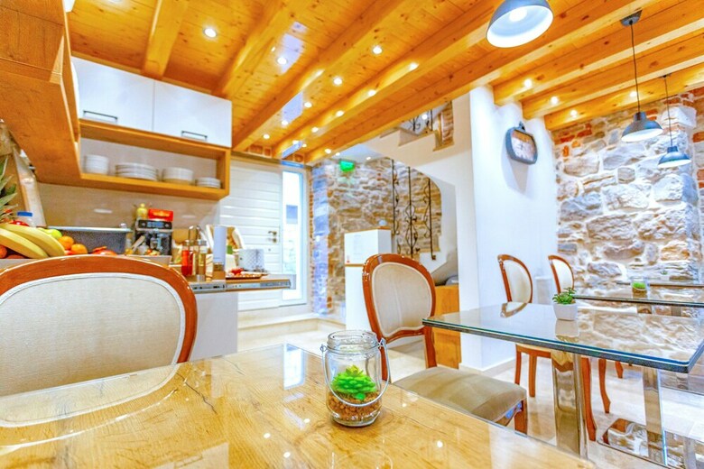 Hotel L U X E Split Luxury Rooms