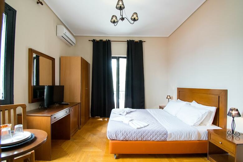 Hotel Stone Palace