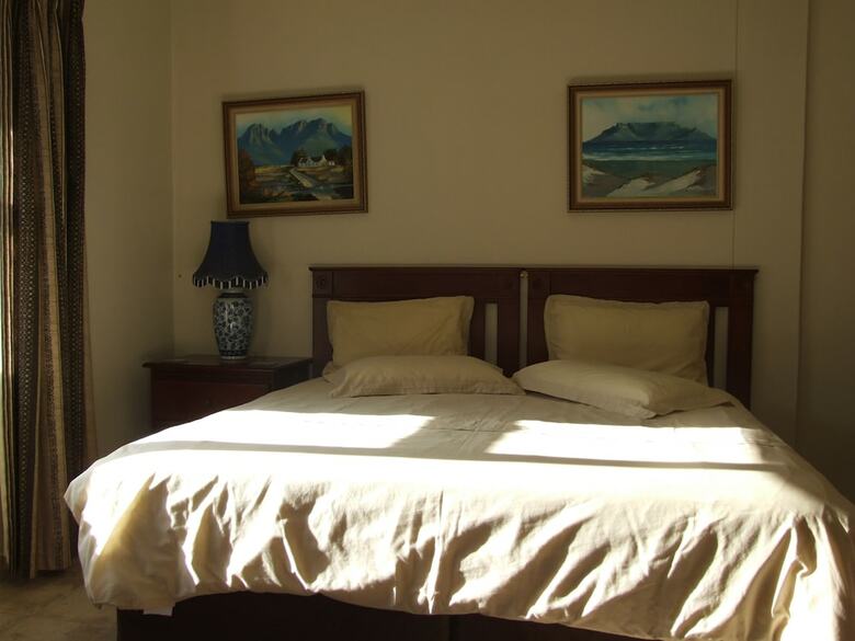 Hotel Gordon's Bay Guest House