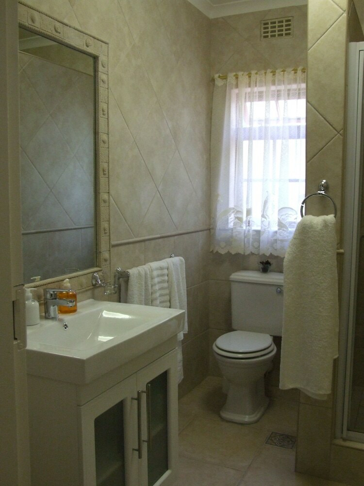 Hotel Gordon's Bay Guest House