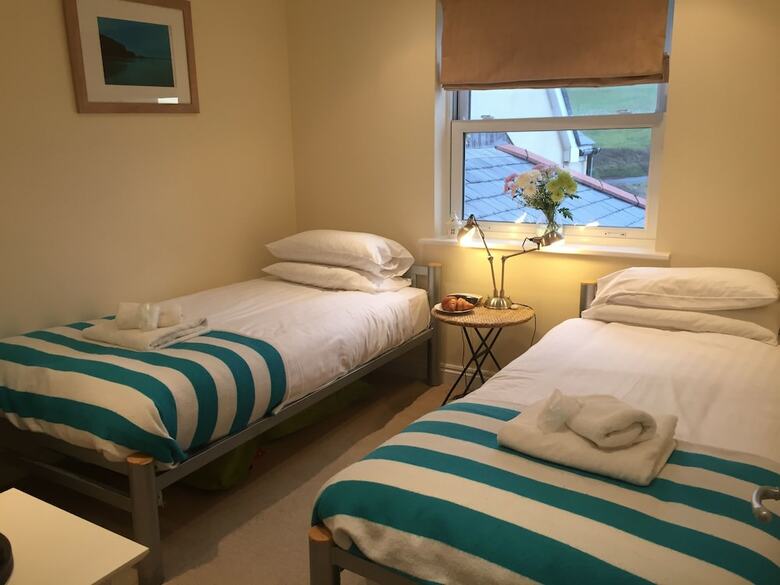 Beachcombers Apartments
