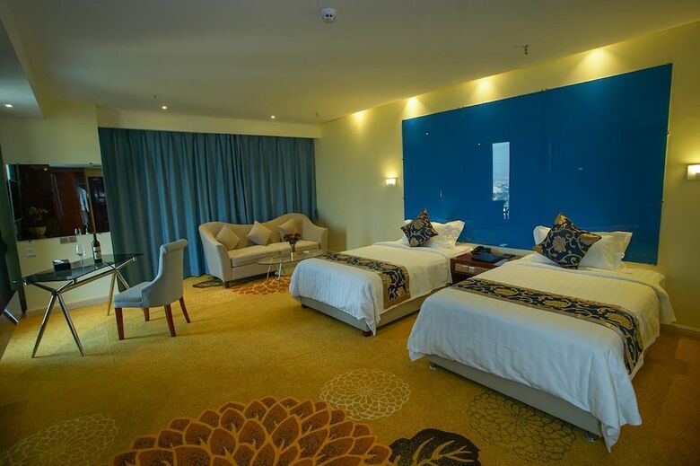 Grand Park Hotel