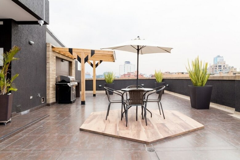 Chic� Apartments By Nomad Guru