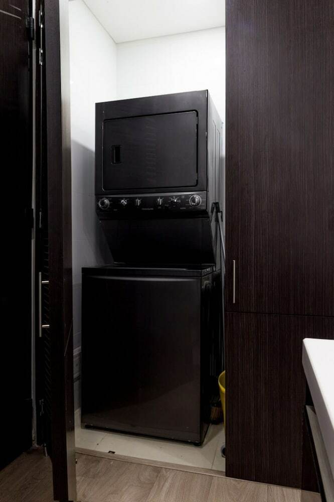 Chic� Apartments By Nomad Guru
