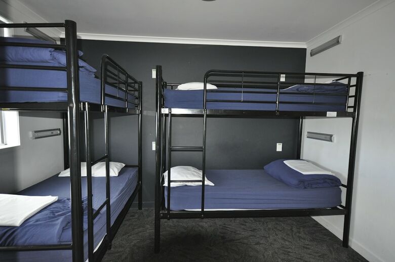 Hostal Base Taupo - Hostel