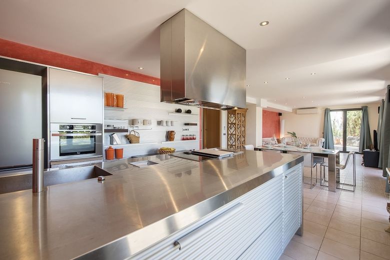 Boutique Villa Panorama With Private Beach