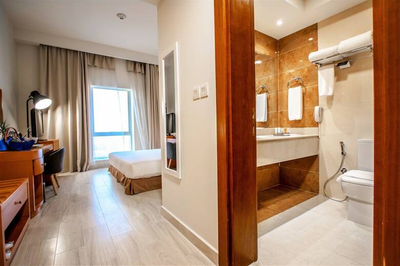 Bm Acacia Hotel And Apartments