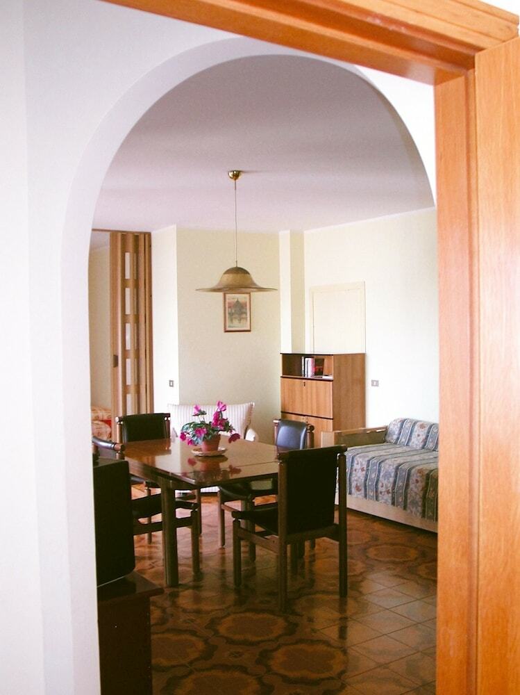 Apartamento Casa Bella Beach Front Attic