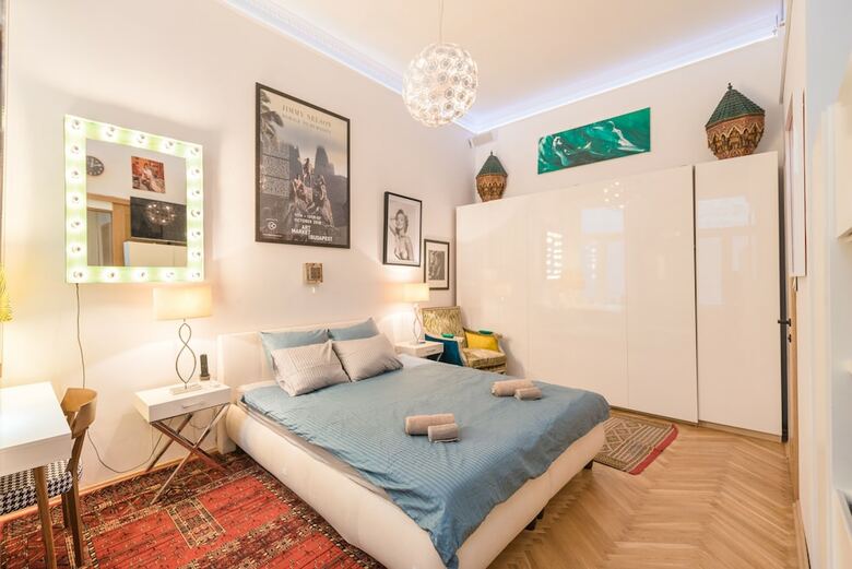 Oasis Apartments - Castle District I