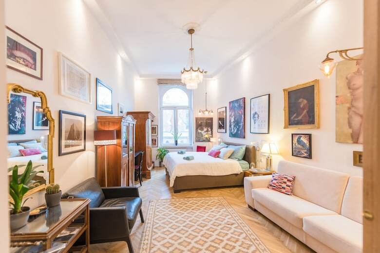 Oasis Apartments - Castle District I