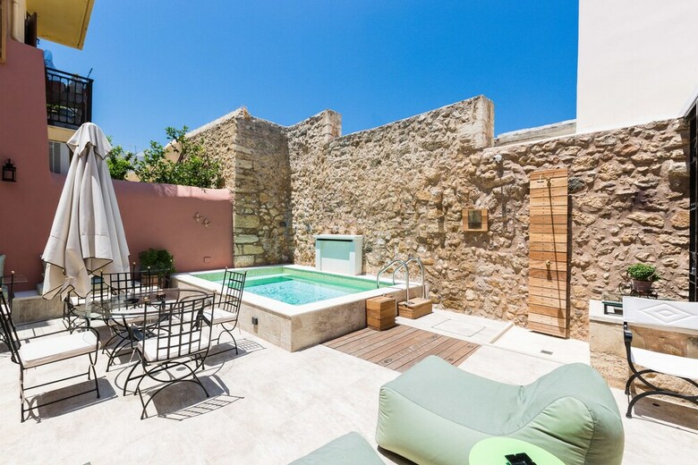 Hotel Phaedra Suites