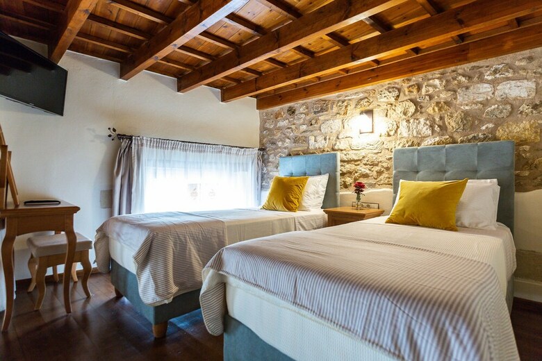 Hotel Phaedra Suites