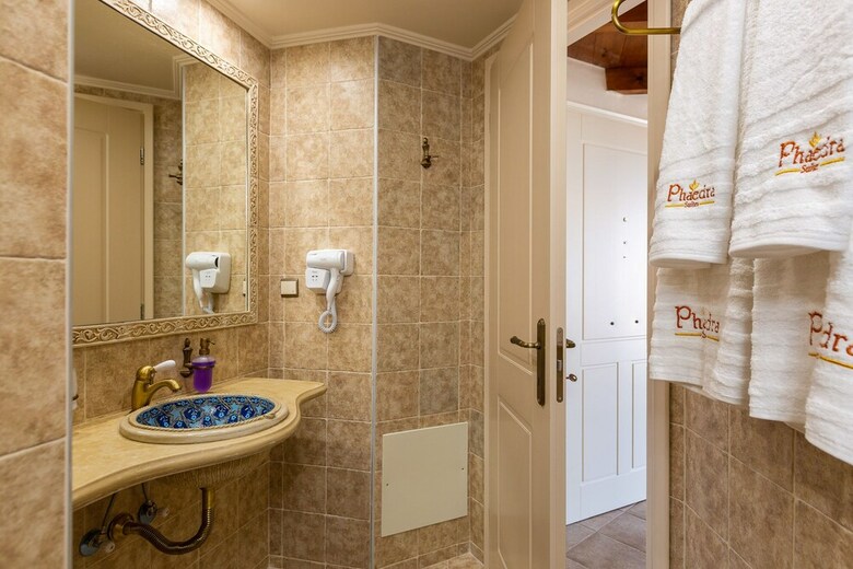 Hotel Phaedra Suites