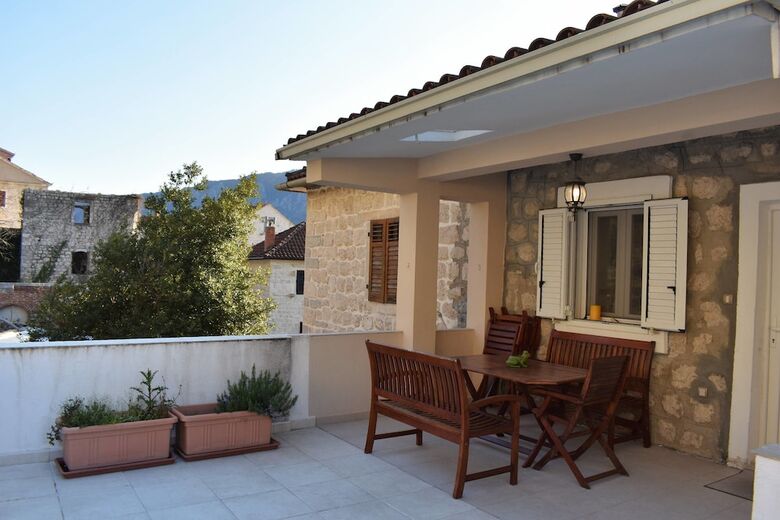 Apartments Konoba 224
