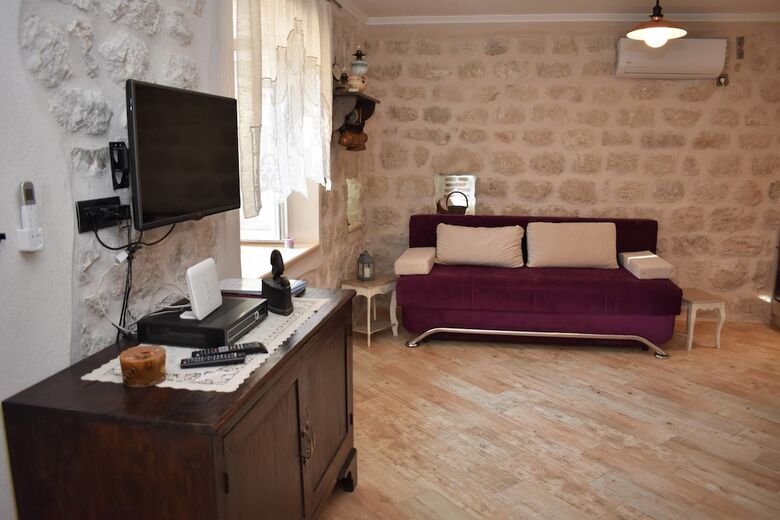 Apartments Konoba 224