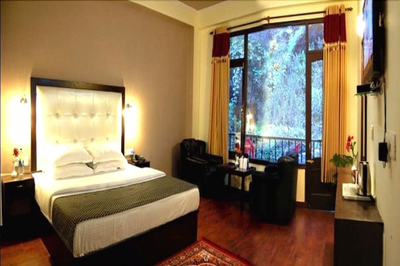 Hotel Apple Crescent Resorts