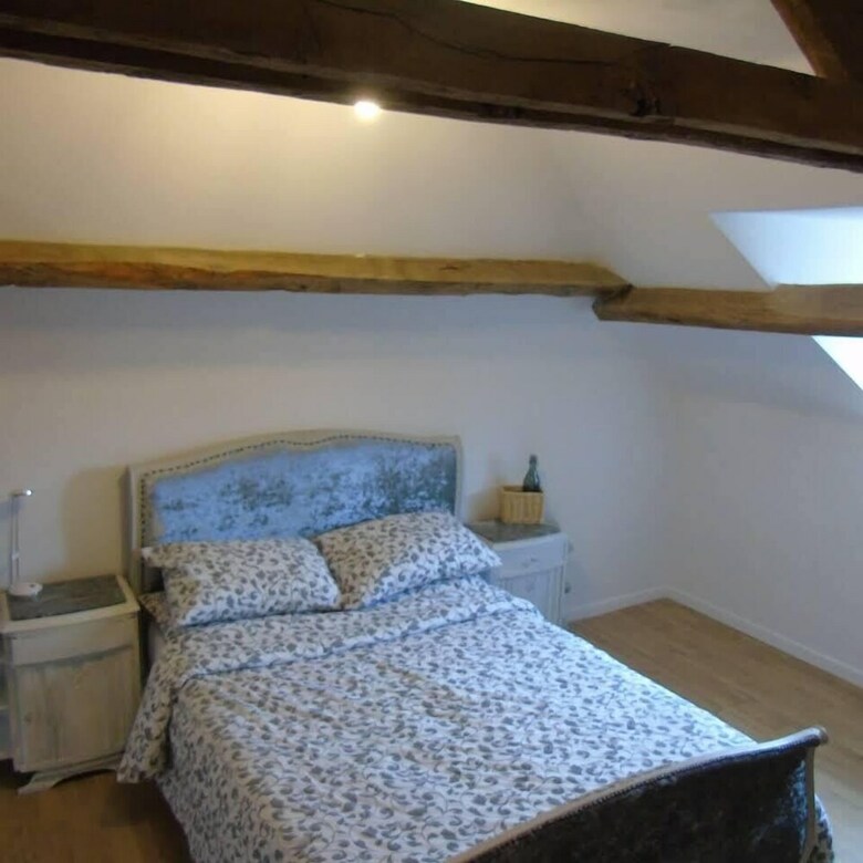 Bed & Breakfast Puy Larousse Farmhouse