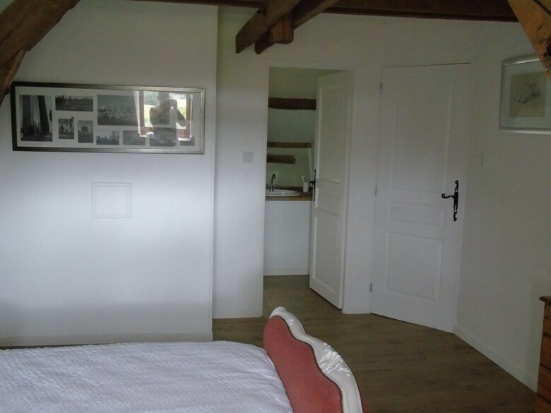 Bed & Breakfast Puy Larousse Farmhouse