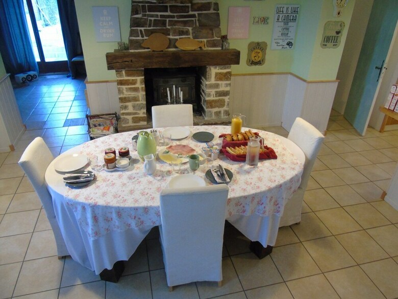 Bed & Breakfast Puy Larousse Farmhouse