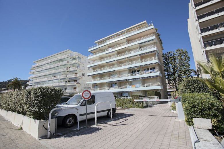 R�sidence Imp�rial Apartment By Weekome