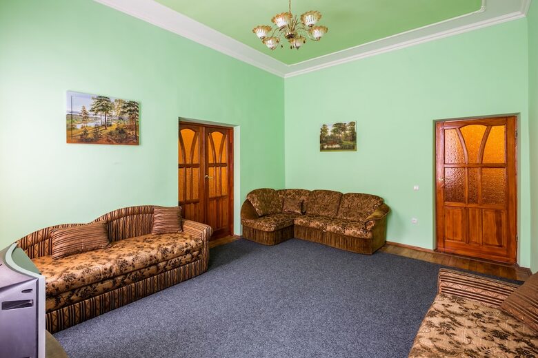 Apartamentos Three Rooms In The Center On Kulisha