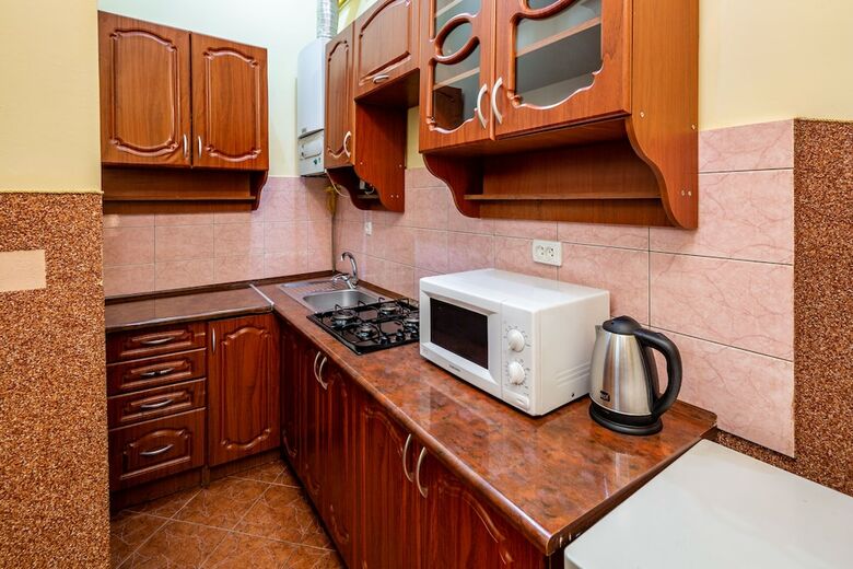 Love Apartment Near Square Rynok
