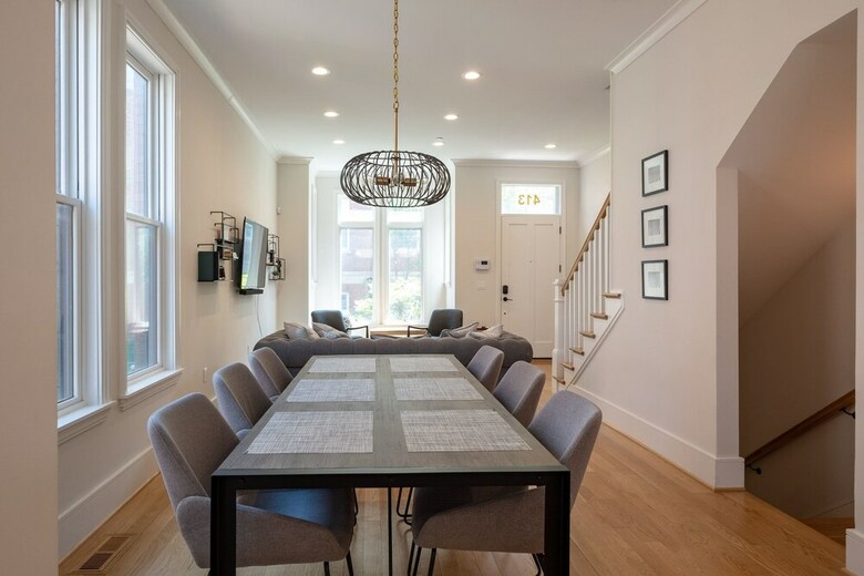 Capitol Hill - Four Bedroom Townhouse