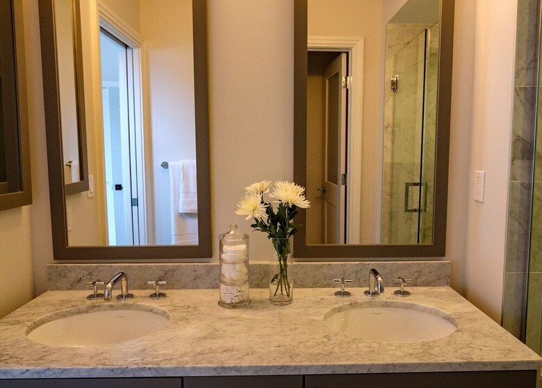 Capitol Hill - Four Bedroom Townhouse
