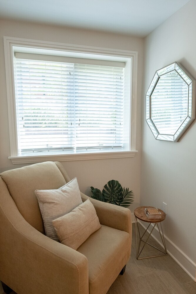 Capitol Hill - Four Bedroom Townhouse