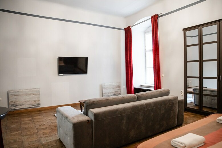 Sf Central Apartments