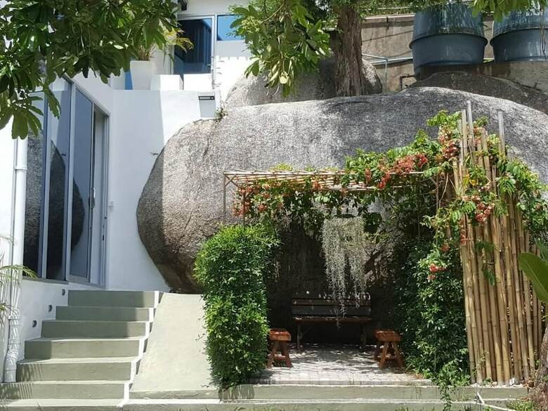 Hostal The Rock Samui - Hostel
