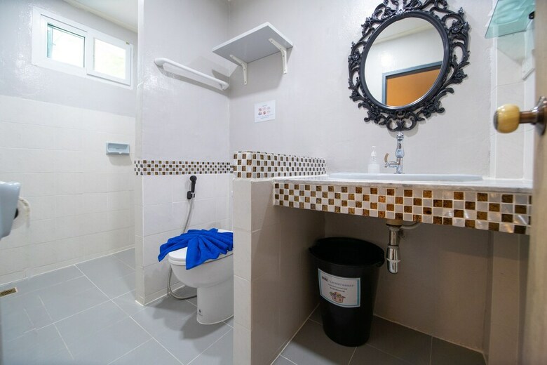 Hostal The Rock Samui - Hostel