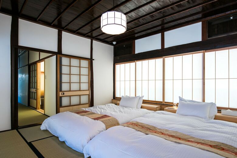 Setouchi Cominca Stays Hiroshima Frosen