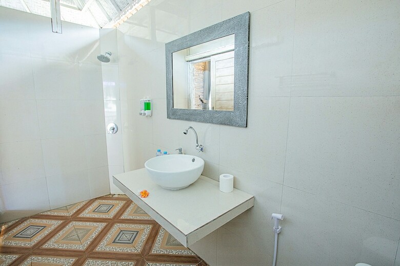 Hotel 221 Garden Cottages