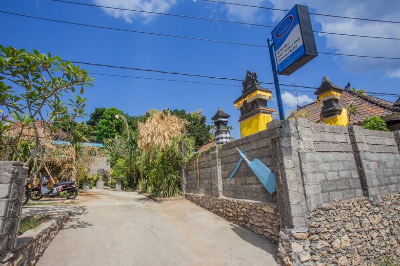 Hotel 221 Garden Cottages