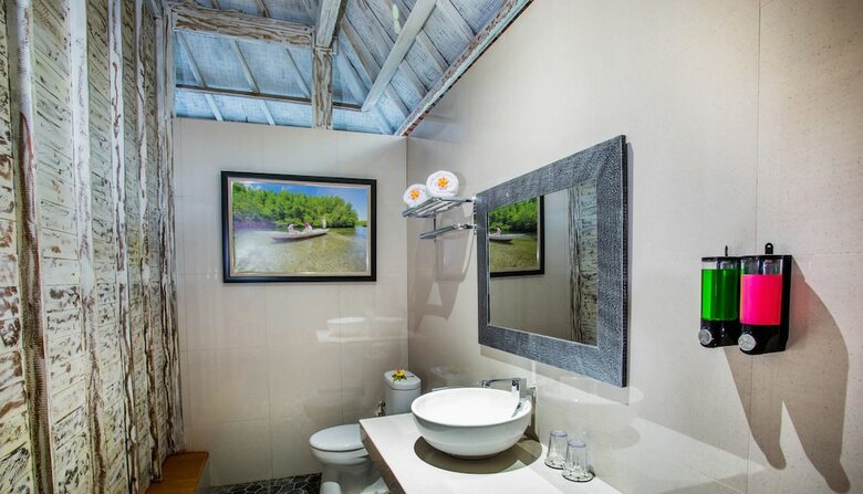 Hotel 221 Garden Cottages
